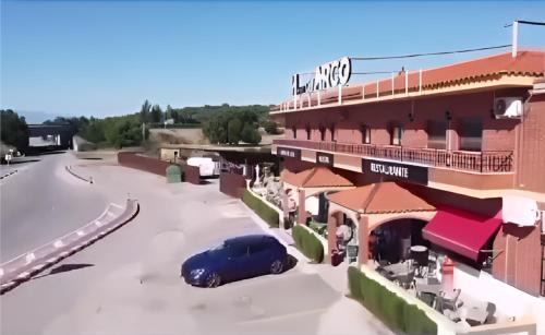 Millanes Casa | H del Arco