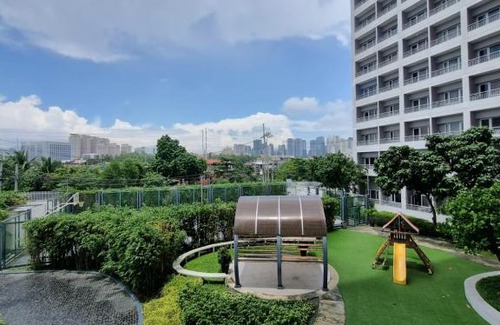 Ususan Apartamento | H&H at Grace Residences
