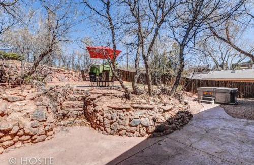 West Colorado Springs Casa | *H* NEW! 4BR Garden of the Gods Retreat