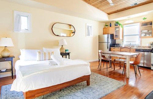 Stanton Park Casa | H St Sanctuary Capitol Hill Carriage House
