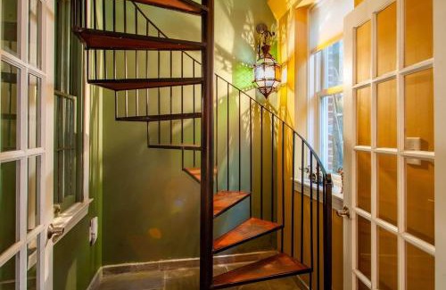 Stanton Park Casa | H St Sanctuary Capitol Hill Carriage House