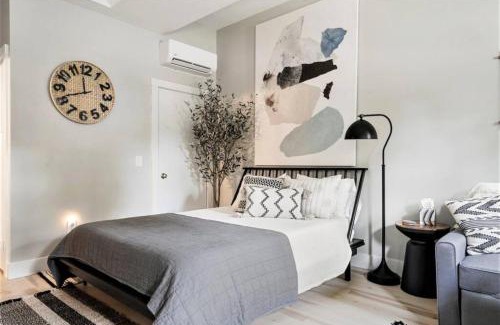 Traverse City Casa | H Studio Close to Downtown, Beaches and Wineries