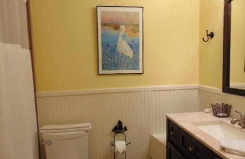 Demere Park Casa | H13 Ocean Walk Resort 2bdrm 2 bath downstairs great beds Great view and always a great breeze