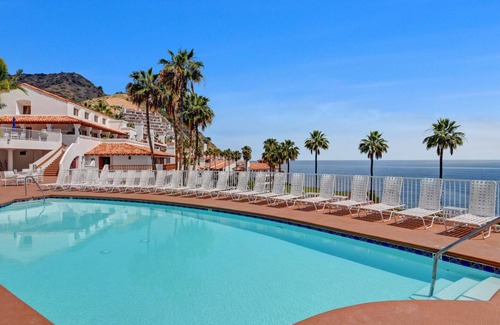 Avalon Condominio | Villa hermosamente decorada, vistas panorámicas al mar, carro de golf Comp