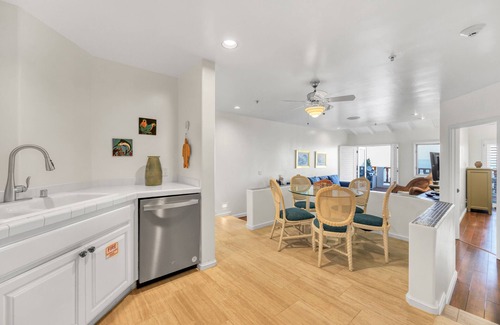 Avalon Condominio | Villa amplia y luminosa, amplias vistas al mar, carrito de golf, WIFI