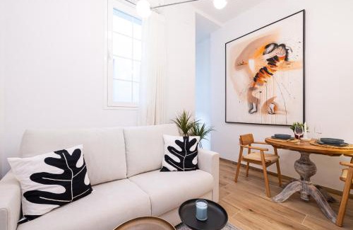 La Merced Apartamento | H2M Alamos Duplex, desk, dishwasher, oven, shower