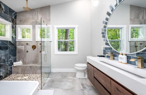 Bynum Casa | H2O Oasis Tree House