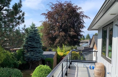 Oakridge Casa | Our heart in Vancouver! - central!