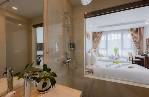 Ha Long Hotel | Ha Long New Century Hotel