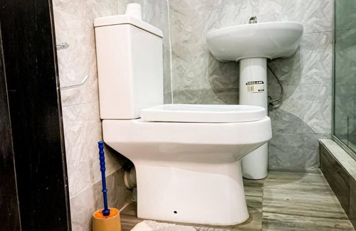 Amuwo Odofin Hotel | HABAB GRAND RESORT