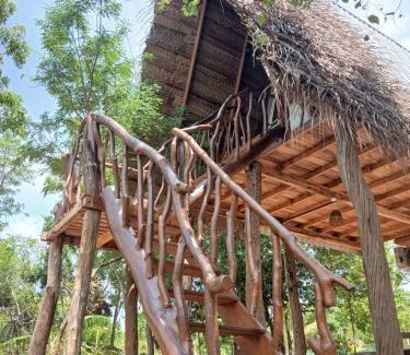 Habarana Chalet De Esquí | Habarana Chena Hut - Air conditioning Private Cabana with Balcony
