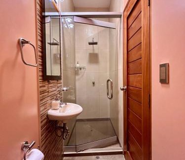 Iquitos Apartamento | Habitación Céntrica en Iquitos - Casa Alemi 3