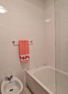 La Coruna Casa | Habitación con baño privado en Coruña ciudad