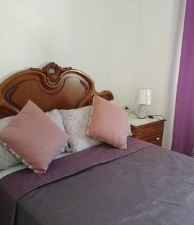 Estepona Casa | Habitación con Vistas Preciosas en Piso Compartido