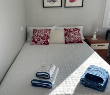 Beiro Casa | Habitación doble con baño privado en el centro de Granada