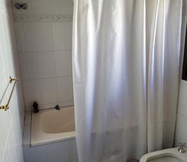 Neuquén Casa | Habitación en casa nivel gerencial