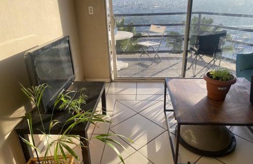Tijuana Casa | Habitación en departamento con vista a la ciudad