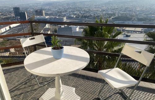 Tijuana Casa | Habitación en departamento con vista a la ciudad