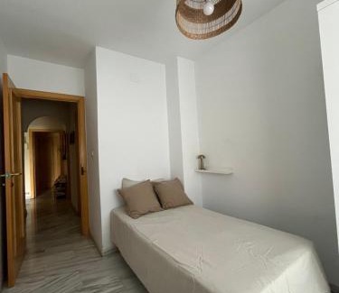 Almanjayar Casa | Habitación Estación Granada