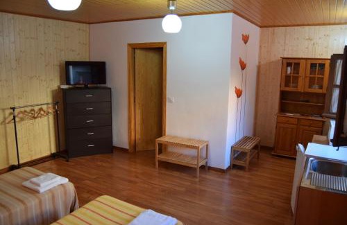 Valmuel Apartamento | Habitación independiente en Casa Rural Javier