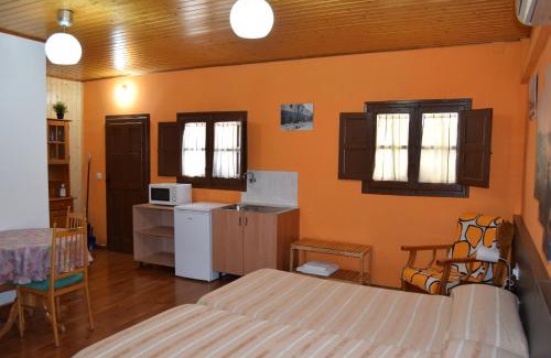 Valmuel Apartamento | Habitación independiente en Casa Rural Javier