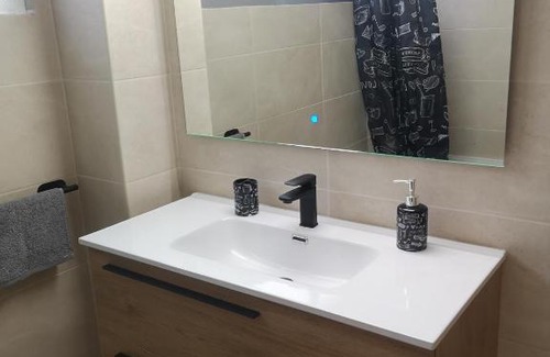 San Cristobal de La Laguna Casa | Habitación privada en hostal cerca aeropuerto Norte