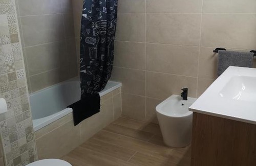 San Cristobal de La Laguna Casa | Habitación privada en hostal cerca aeropuerto Norte