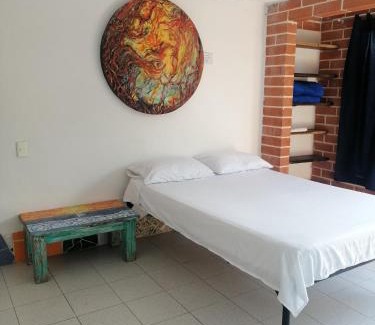La America Apartamento | Habitaciónes en Casa Ithaca en Floresta - Santa Lucía