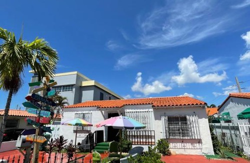 West Little Havana Casa | Habitacion Centrica Calle 8 Miami (2)