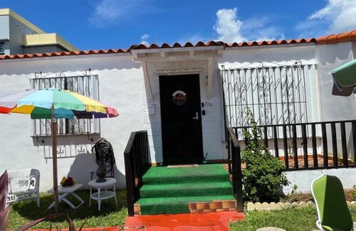 West Little Havana Casa | Habitacion Centrica Calle 8 Miami (2)