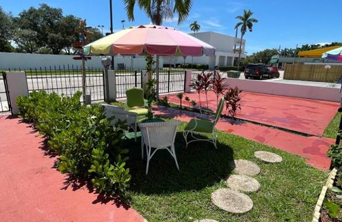 West Little Havana Casa | Habitacion Centrica Calle 8 Miami (2)