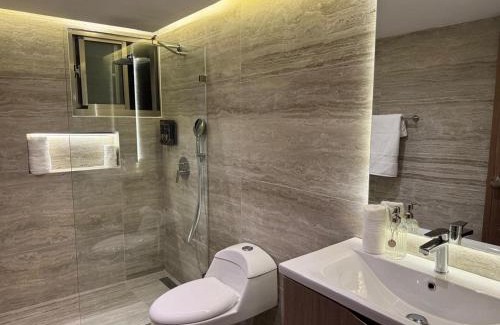 Renacimiento Apartamento | Habitacion con baño privado en Mirador Norte Santo Domingo - 202