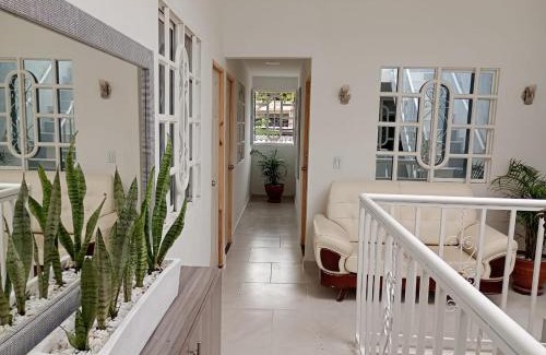 Cali Casa | HABITACION CONFORT - baño privado