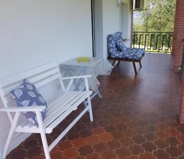 Vilanova de Sau Cabina | Habitacion en alojamiento turistico compartido con la amfitriona, estancias compartidas baño, terraza, cocina