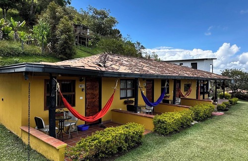 Guatape Cabina | Habitacion monarca - adosada