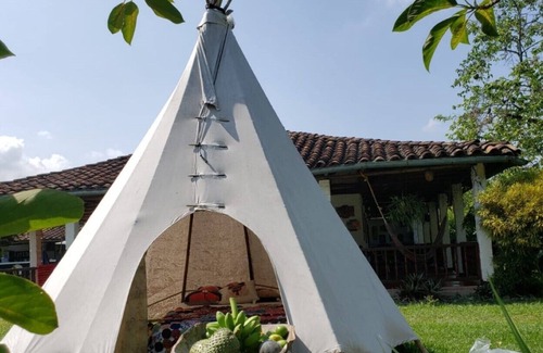 Ginebra Otro | HABITACION PARA DOS PERSONAS - Ginebra glamping a 10 minutos de ginebra.