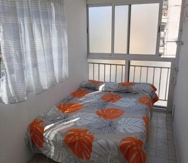 Salou City Centre Casa | Habitaciones compartidas en un apartamento