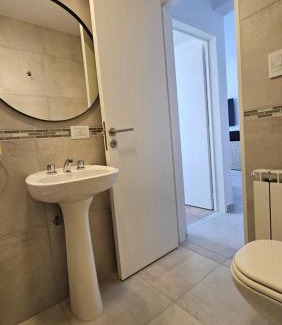 Bahía Blanca Apartamento | Habitania Caronti 190 - Cochera