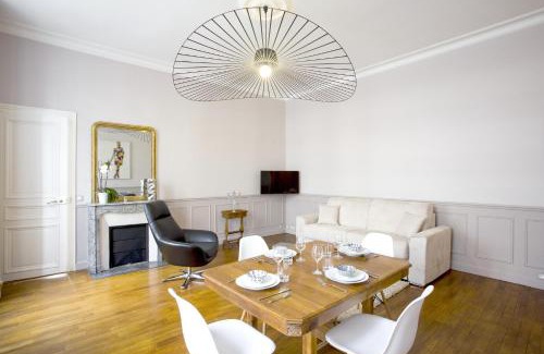 Chaussee-d'Antin Apartamento | Habitat Parisien - 1BR-1BA - Galeries Lafayette