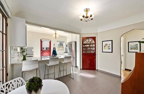 North End Casa | #HabitueHomes- Hand House - 3 King Beds / 3 Baths on 3 floors