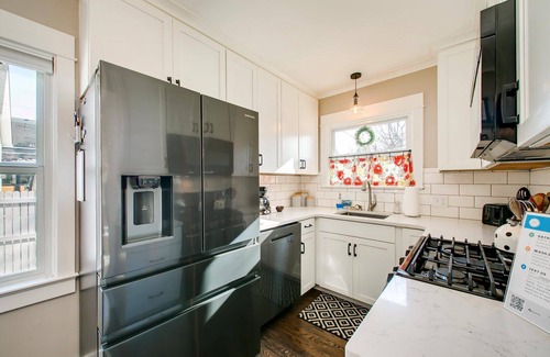 North End Cabaña | #HabitueHomes - My Happy Place - Near Downtown!