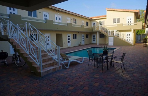 Camacuri Apartamento | Hacienda Apartments near the beach