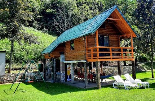 Kulen Vakuf Apartamento | Hacienda Burzić