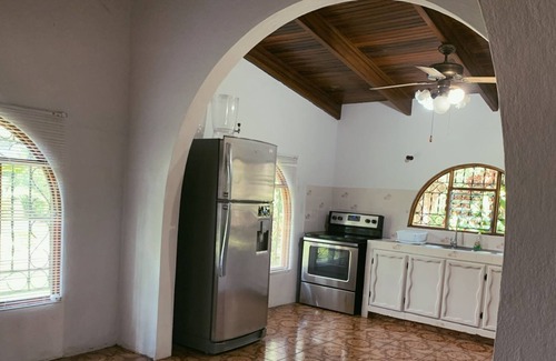 Alajuela Casa | Hacienda Escondida ¡5 minutos del Aeropuerto!
