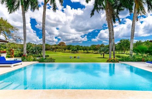Casa de Campo Villa | Hacienda Mallet
