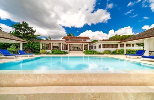 Casa de Campo Villa | Hacienda Mallet