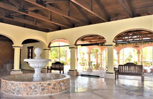 Puerto Peñasco Hotel | HACIENDA MONARCAS Resort