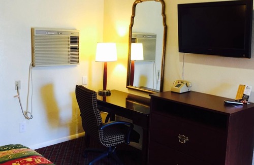 Yuma Hotel | Hacienda Motel