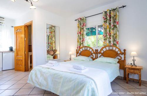 Canillas de Aceituno Casa | Hacienda Sol Trapiche