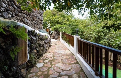 Icod de los Vinos Cabaña | Hacsienda Jardín de las Hespérides Egle. Hacienda Rural en Medio del Bosque